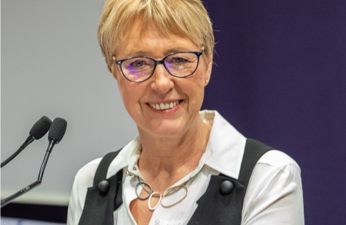 Evelyne Aubry