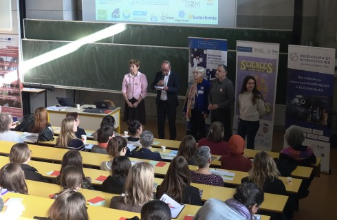Journée "Sciences, un métier de femmes"